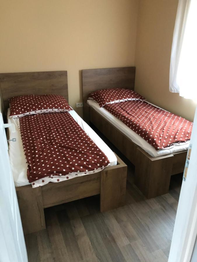Dunasor1 Apartman Domsod Buitenkant foto